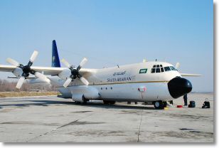 Hercules C-130 SaudiArabian-Douchanbe-17fev08-DSC_0003.jpg